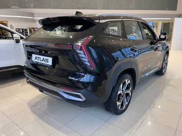 Купить Geely Atlas Чёрный 2.0T 4WD AT (200 л.с.) от 3140990 ₽. в Самаре