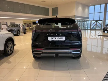 Купить Geely Atlas Чёрный 2.0T 4WD AT (200 л.с.) от 3140990 ₽. в Самаре