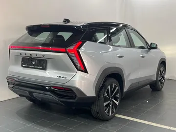 Купить Geely Atlas Серебряный 2.0T 4WD AT (200 л.с.) от 3250990 ₽. в Самаре