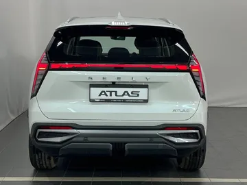 Купить Geely Atlas Белый 2.0T 4WD AT (200 л.с.) от 3152990 ₽. в Самаре