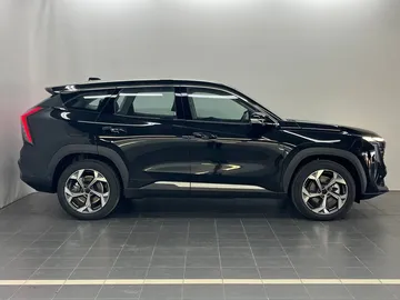 Купить Geely Atlas, II Черный 1.5 AMT (147 л.с.) от 2783990 ₽. в Самаре