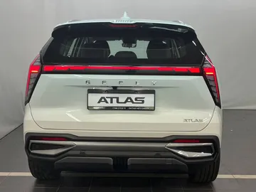 Купить Geely Atlas, II Белый 1.5 AMT (147 л.с.) от 2683990 ₽. в Самаре