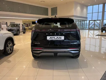 Купить Geely Atlas, II Черный 2.0 AT (200 л.с.) 4WD от 3199190 ₽. в Самаре