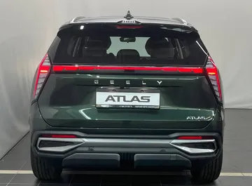 Купить Geely Atlas, II Зеленый 2.0 AT (200 л.с.) 4WD от 3199190 ₽. в Самаре