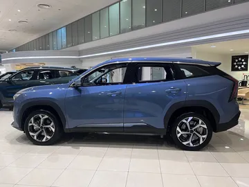 Купить Geely Atlas, II Серый 2.0 AT (200 л.с.) 4WD от 3143800 ₽. в Самаре