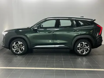 Купить Geely Atlas, II Зеленый 2.0 AT (200 л.с.) 4WD от 3152990 ₽. в Самаре