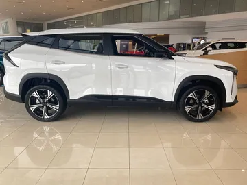 Купить Geely Cityray Белый 1.5T DCT (147 л.с.) от 2494990 ₽. в Самаре