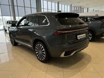 Купить Geely Monjaro, I Серый 2.0 AT (238 л.с.) 4WD от 3950990 ₽. в Самаре