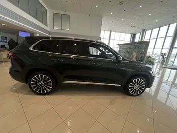 Купить Geely Monjaro, I Зеленый 2.0 AT (238 л.с.) 4WD от 4000990 ₽. в Самаре