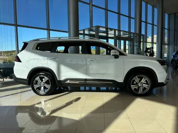 Купить Geely Okavango, I Рестайлинг Белый 2.0 AMT (200 л.с.) от 2900000 ₽. в Самаре